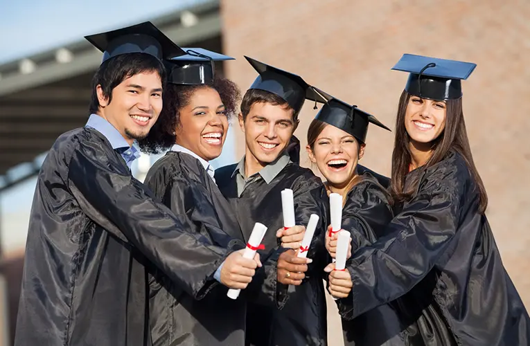 “Top Universities in Canada and the USA Offering Internship Programs: A Guide for Students”